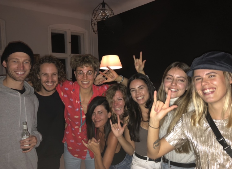 Offen im Kreis